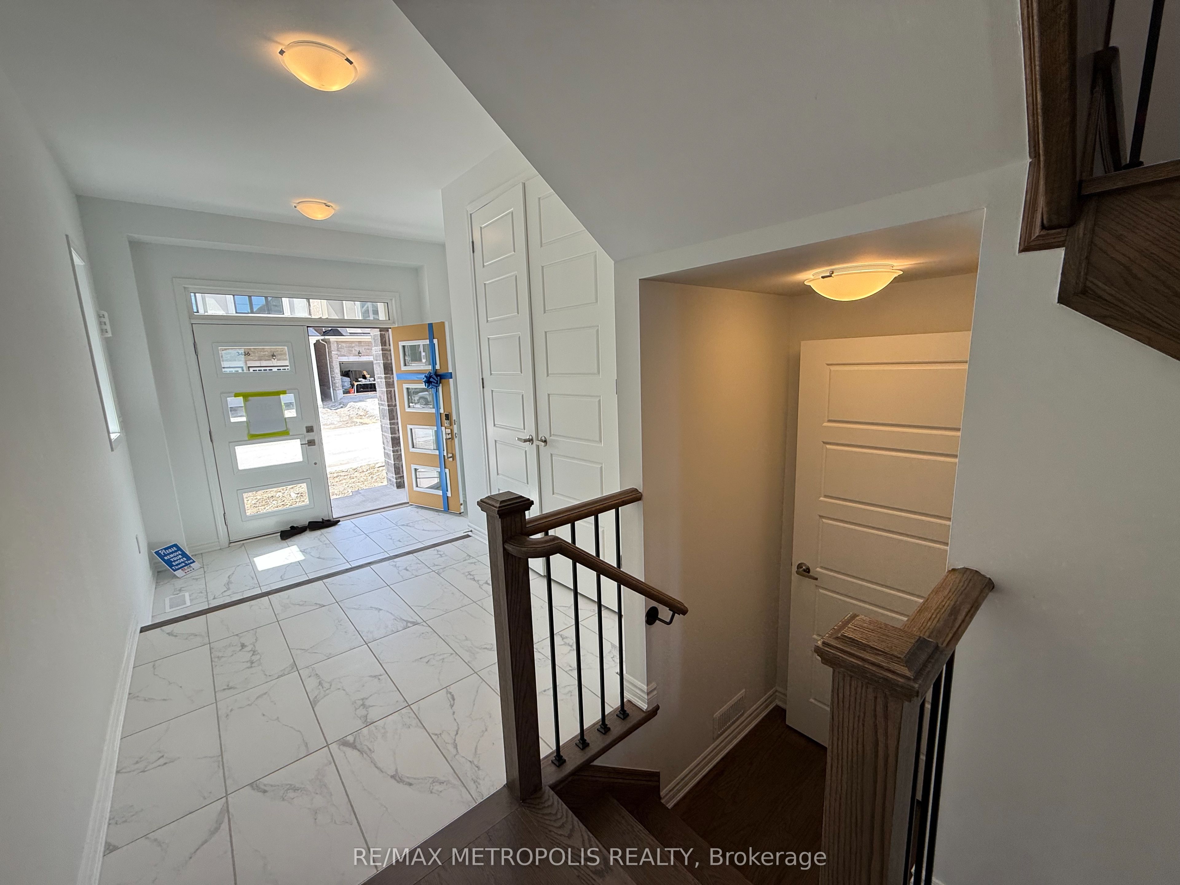 Additional image 4 of Main and 2nd-3437 Deepglade Path, Pickering, ON, L1X 0V5