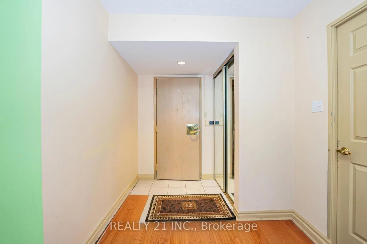 Additional image 9 of 3233 Eglinton Avenue 1107