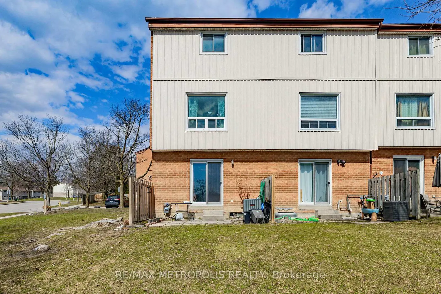 Additional image 18 of 601 Galahad Drive 19