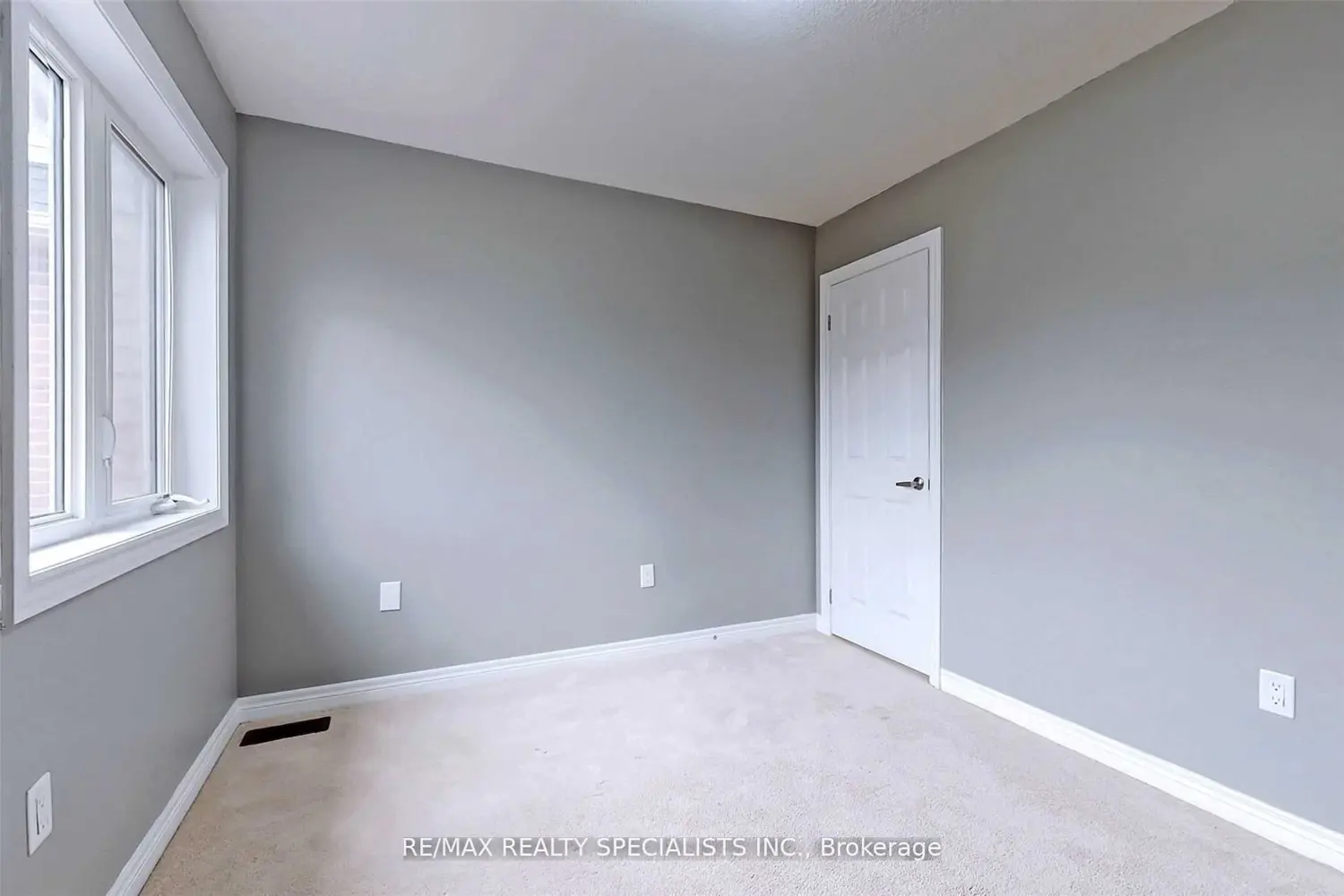 Additional image 15 of 1191 Upper Thames Drive