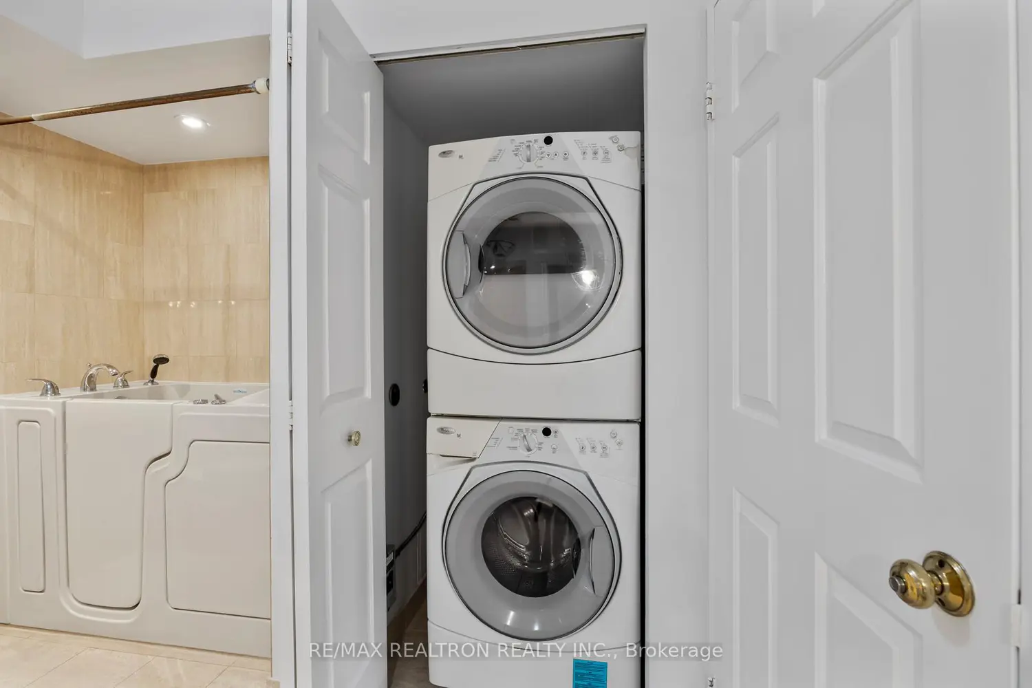 Additional image 10 of 10 Torresdale Avenue 506