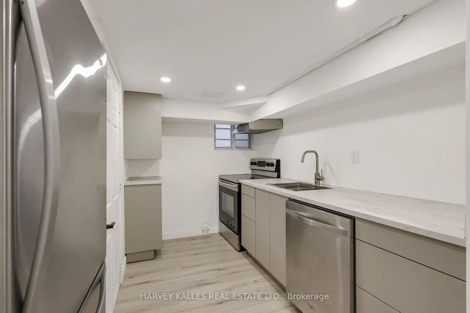 Additional image 17 of 204 Brooke Avenue