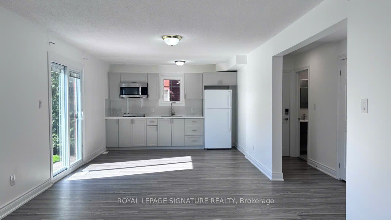 Additional image 4 of Walkout Base-3137 Sunnyhill Drive, Mississauga, ON, L4X 2K5