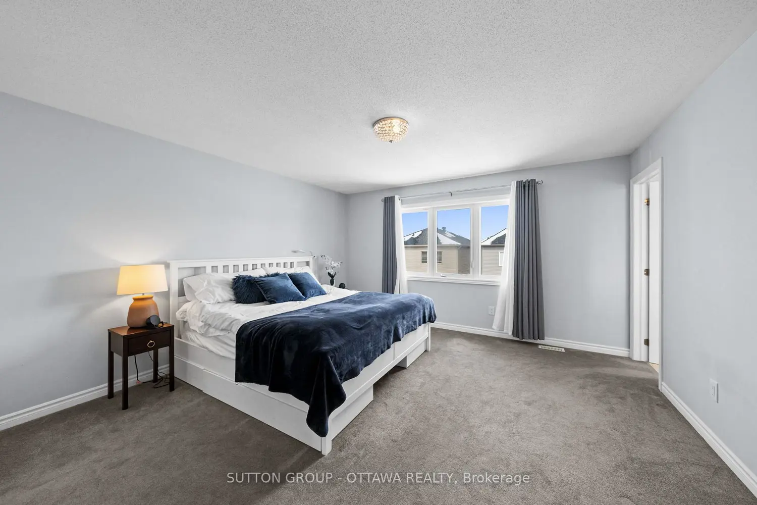 Additional image 10 of 1013 Manege Street