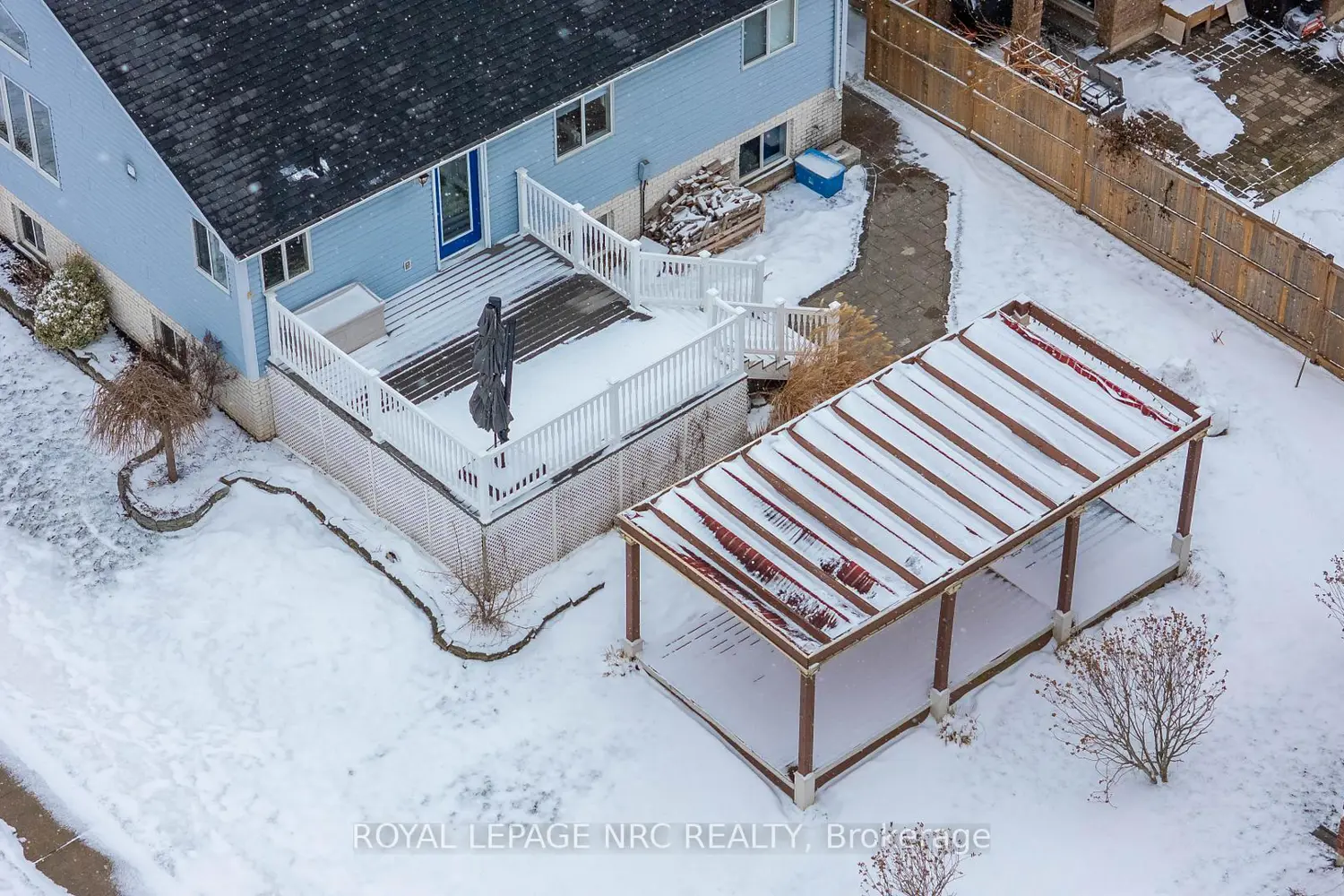 225 Colbeck Drive photo 3