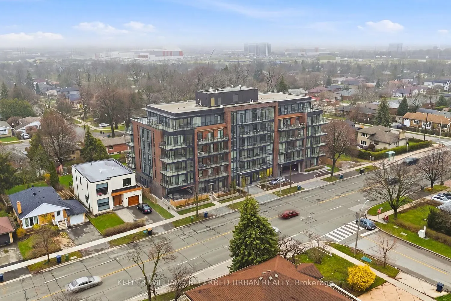 Additional image 14 of 3987 Bloor Street