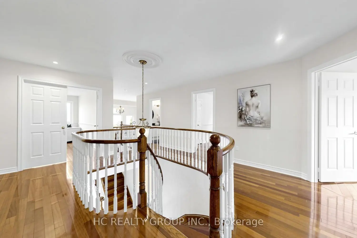 23 Brookeview Drive photo 2