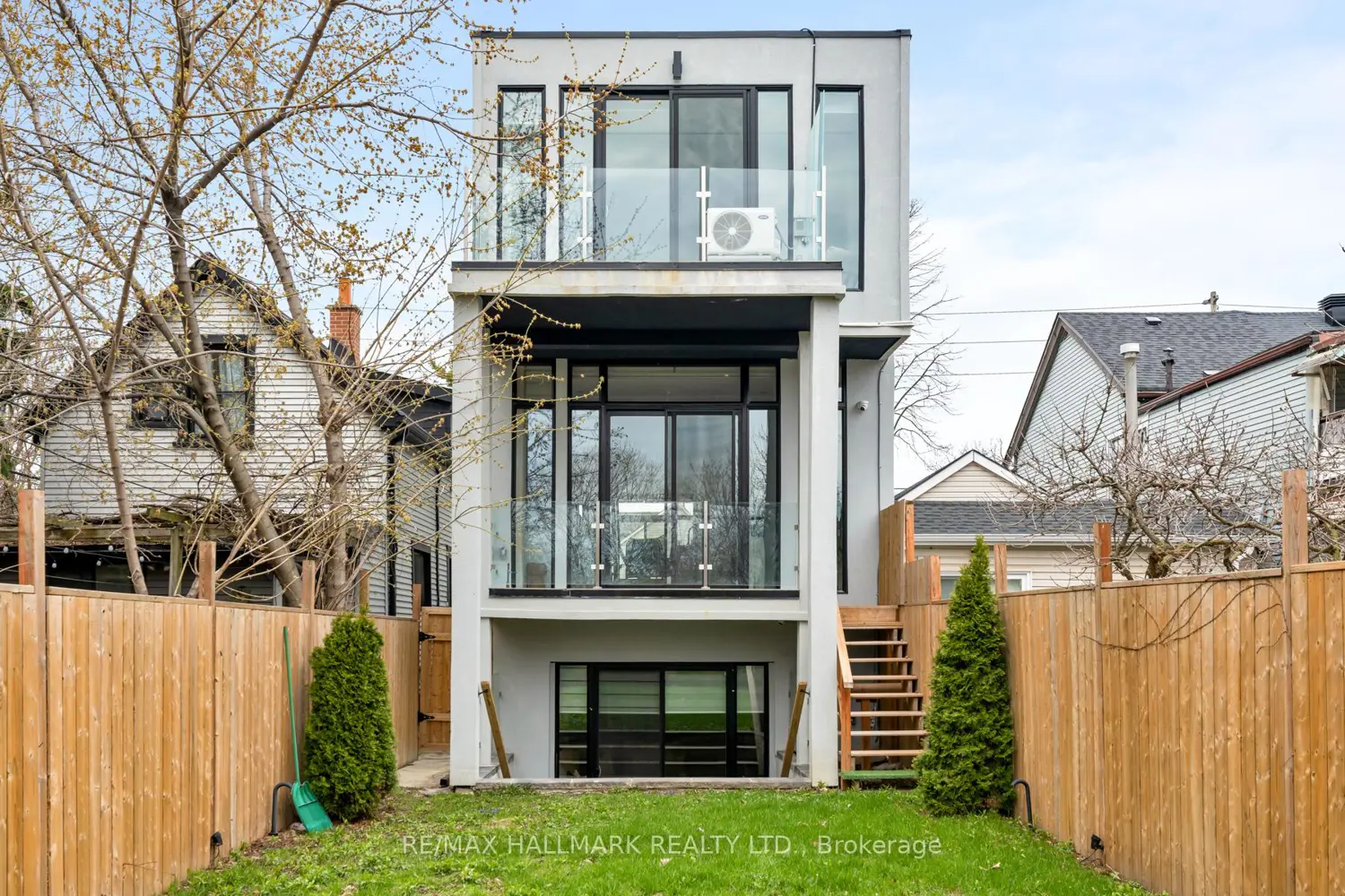 Additional image 17 of 167 Sammon Avenue