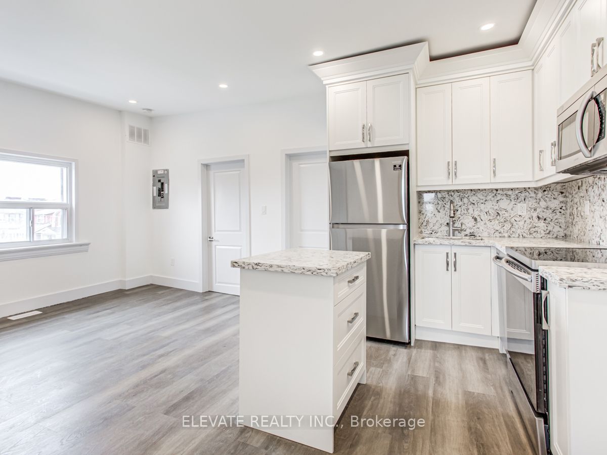Additional image 2 of 2-228 Oakwood Avenue, Toronto, ON, M6E 2V4