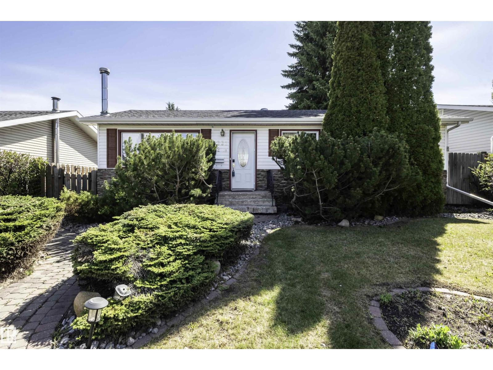 Additional image 3 of 9331 52 Street NW, Edmonton, AB, T6B1G5