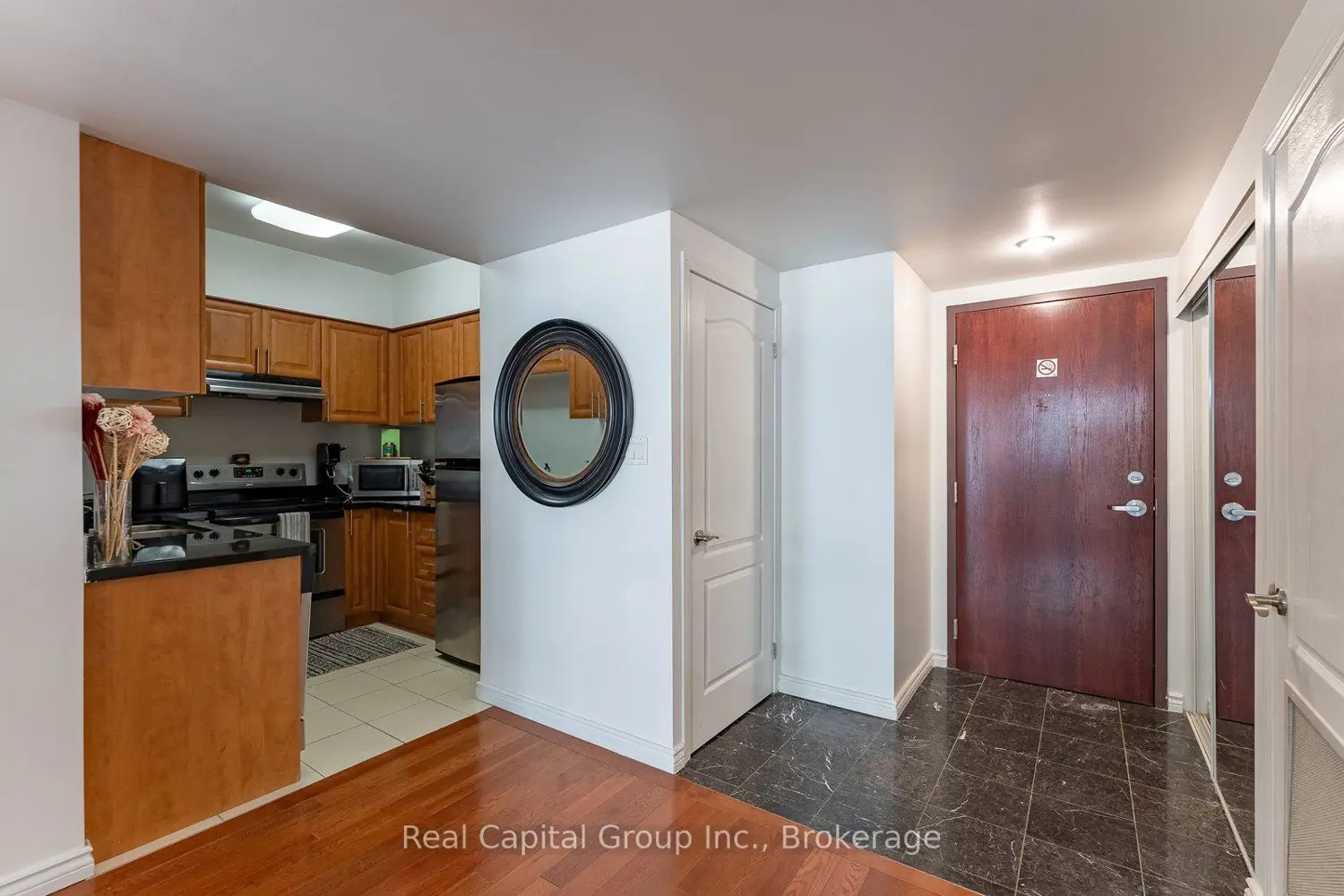 Additional image 8 of 263 Wellington Street 703