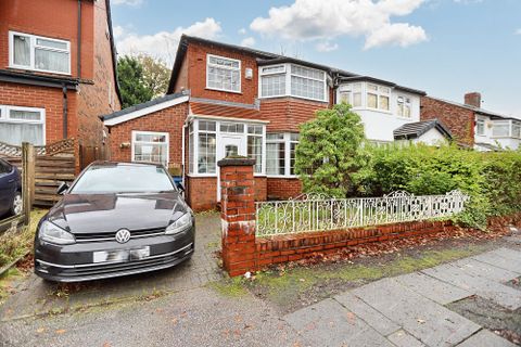 Fairway, Prestwich M25