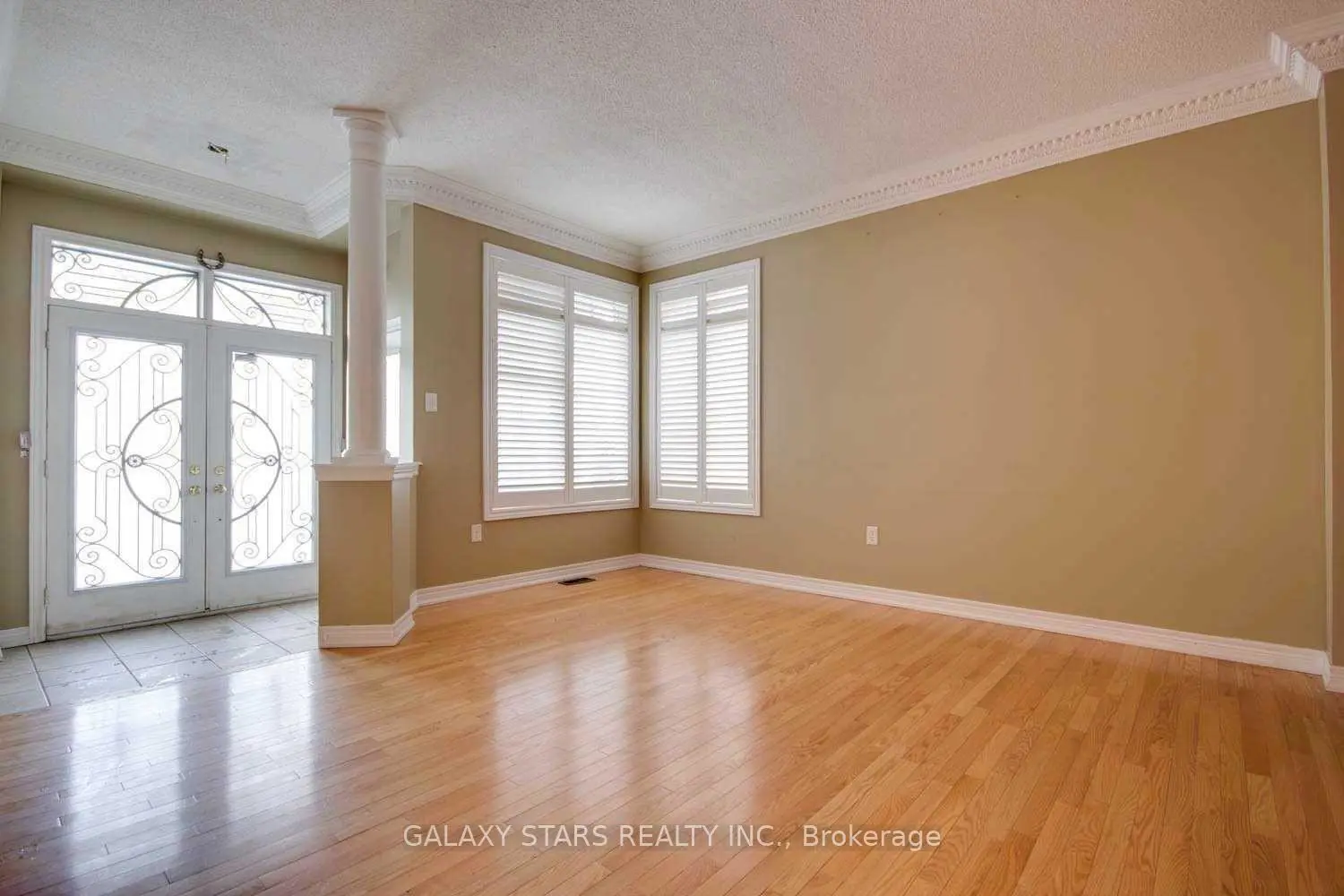 4 Spall Court