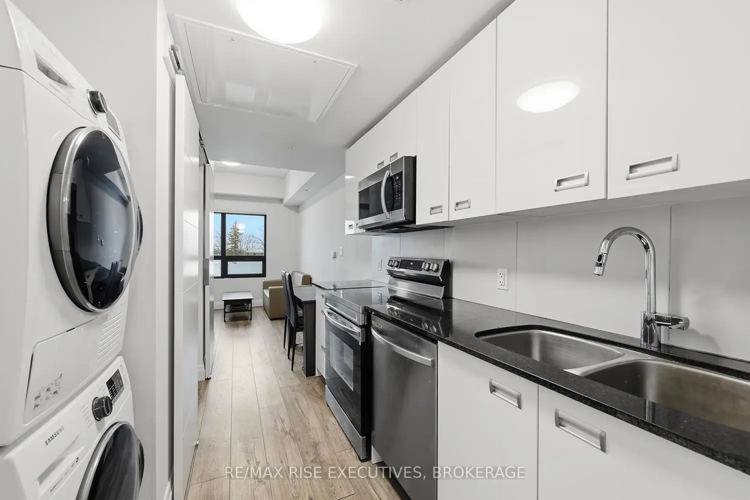 Additional image 9 of 652 Princess Street 423