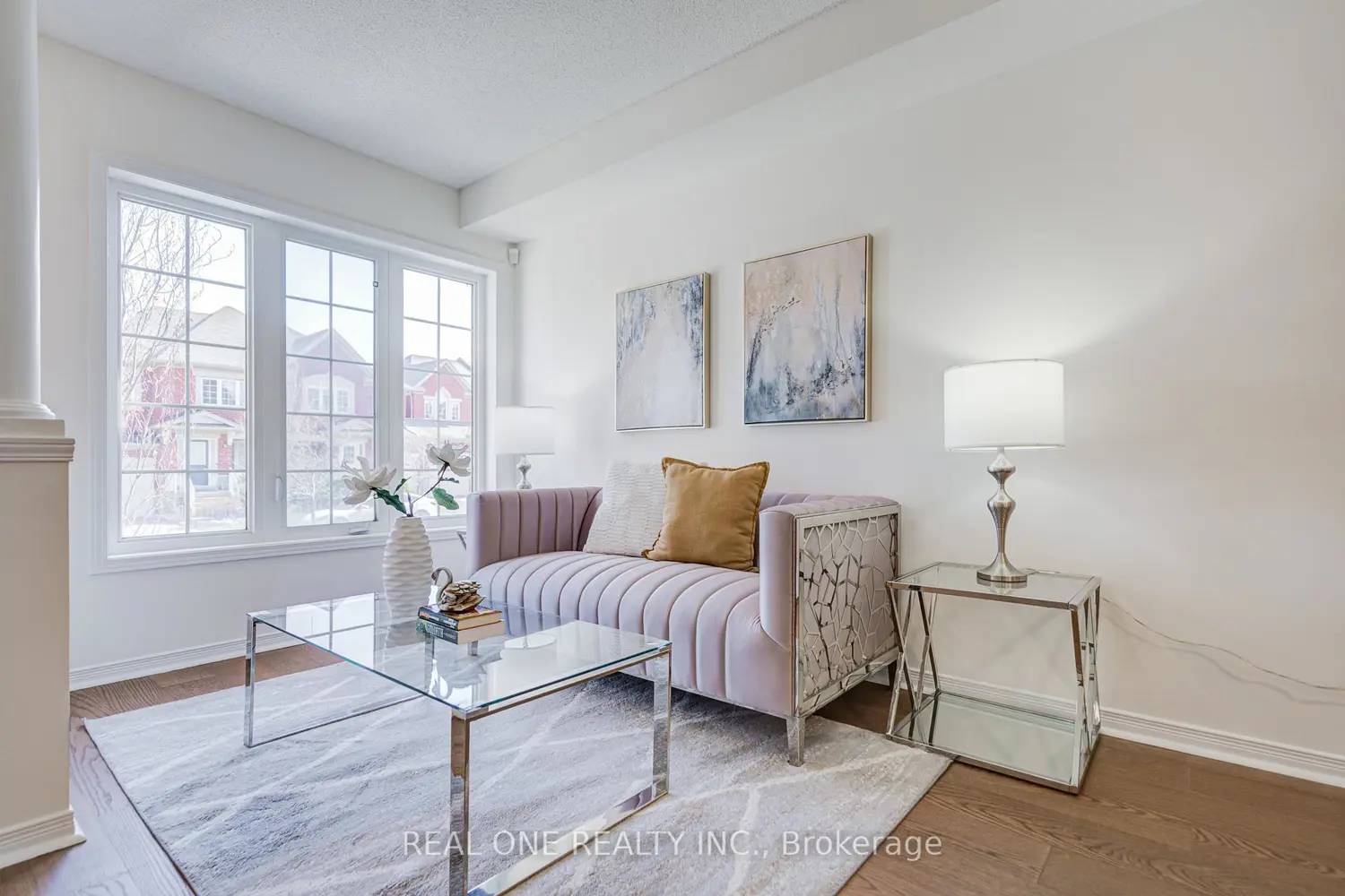 65 Westcliffe Crescent photo 2