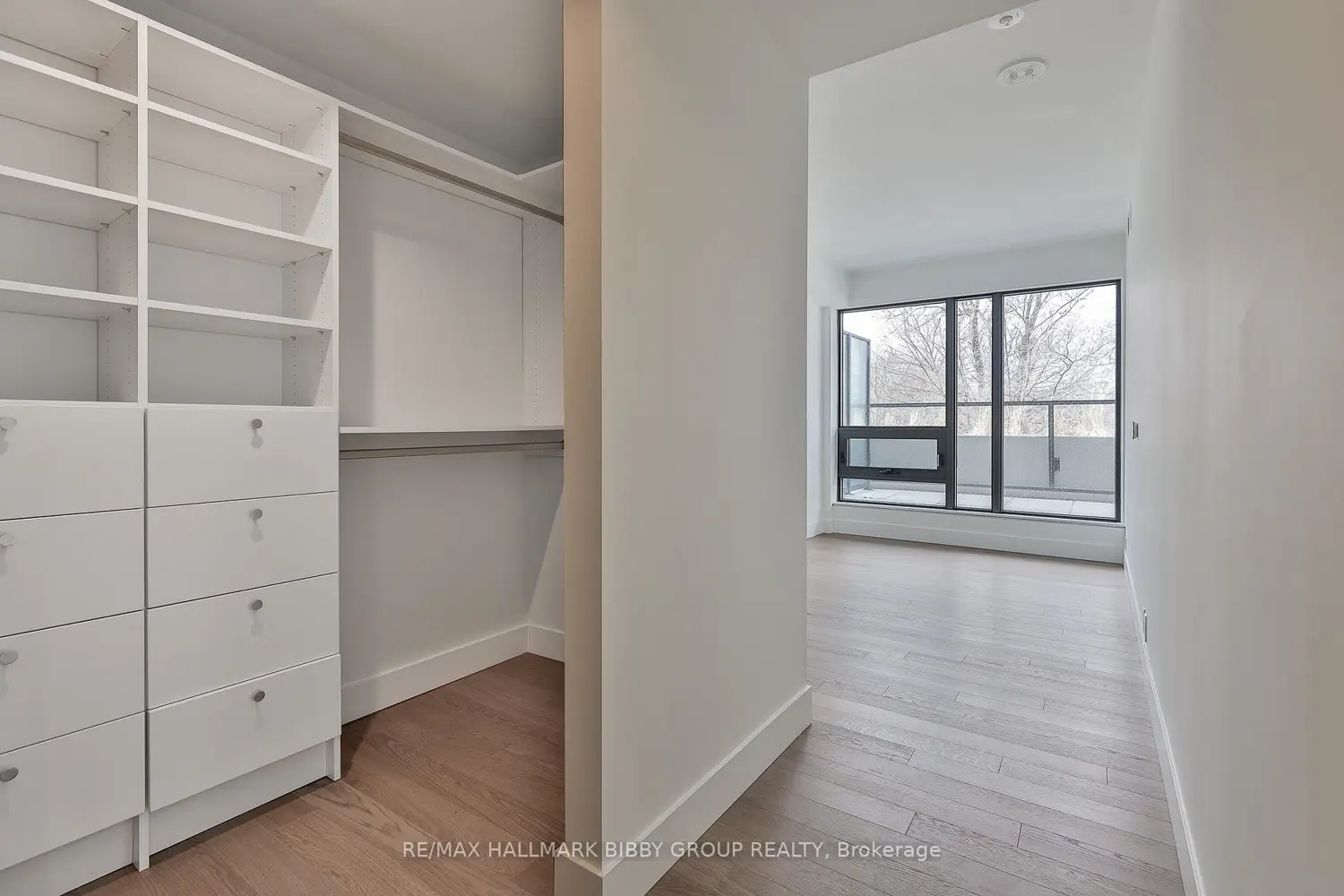 Additional image 10 of 1414 Bayview Avenue 310
