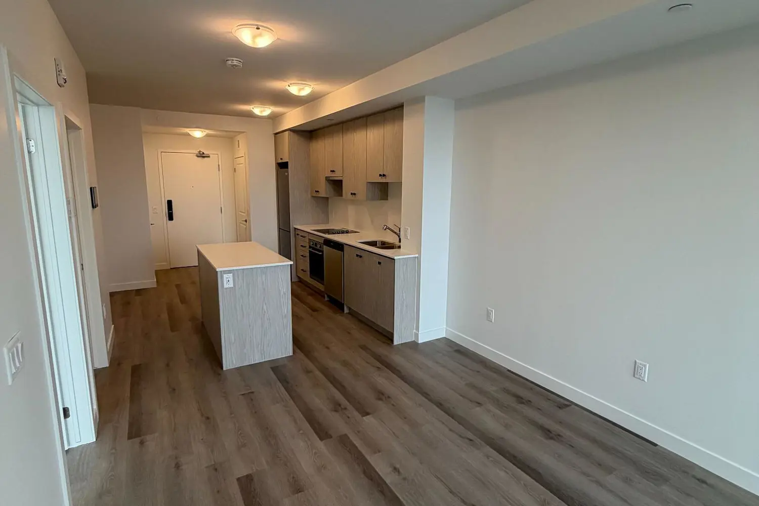 Additional image 7 of 461 Green Road 1018