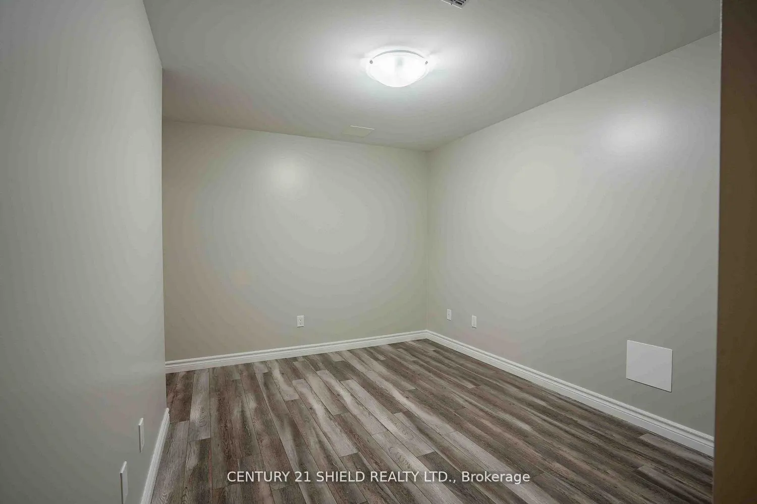 Additional image 16 of 221 Third Street