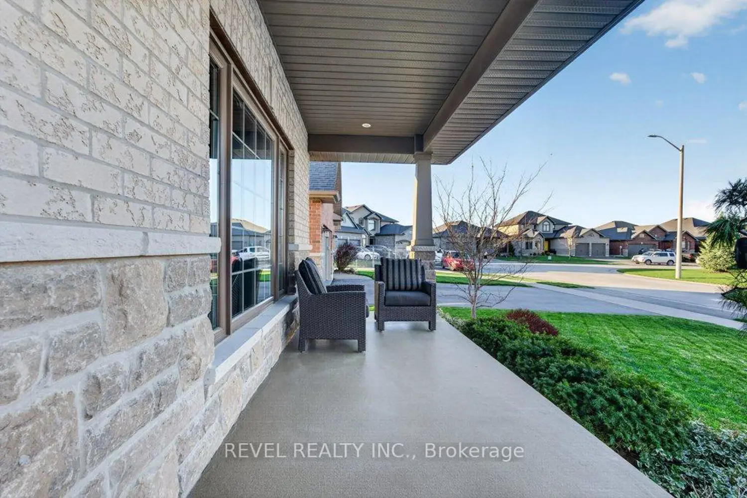 26 Scenic Drive