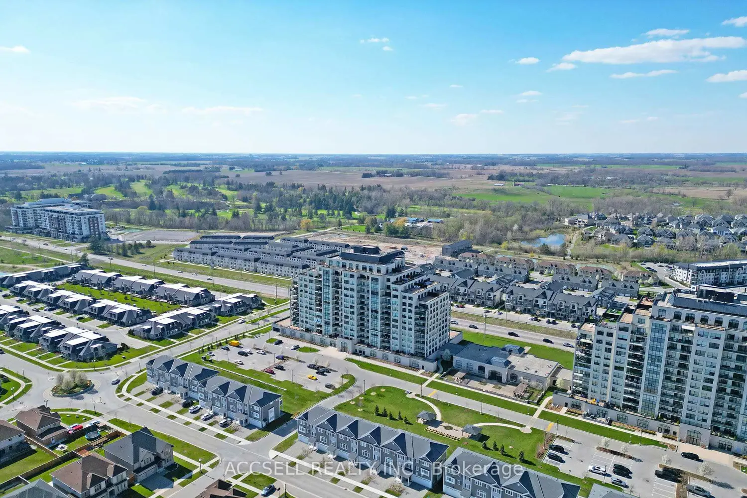 Additional image 20 of 260 Villagewalk Boulevard 902