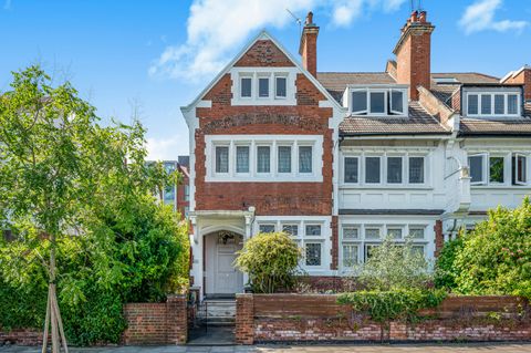 Kidderpore Gardens, Hampstead NW3