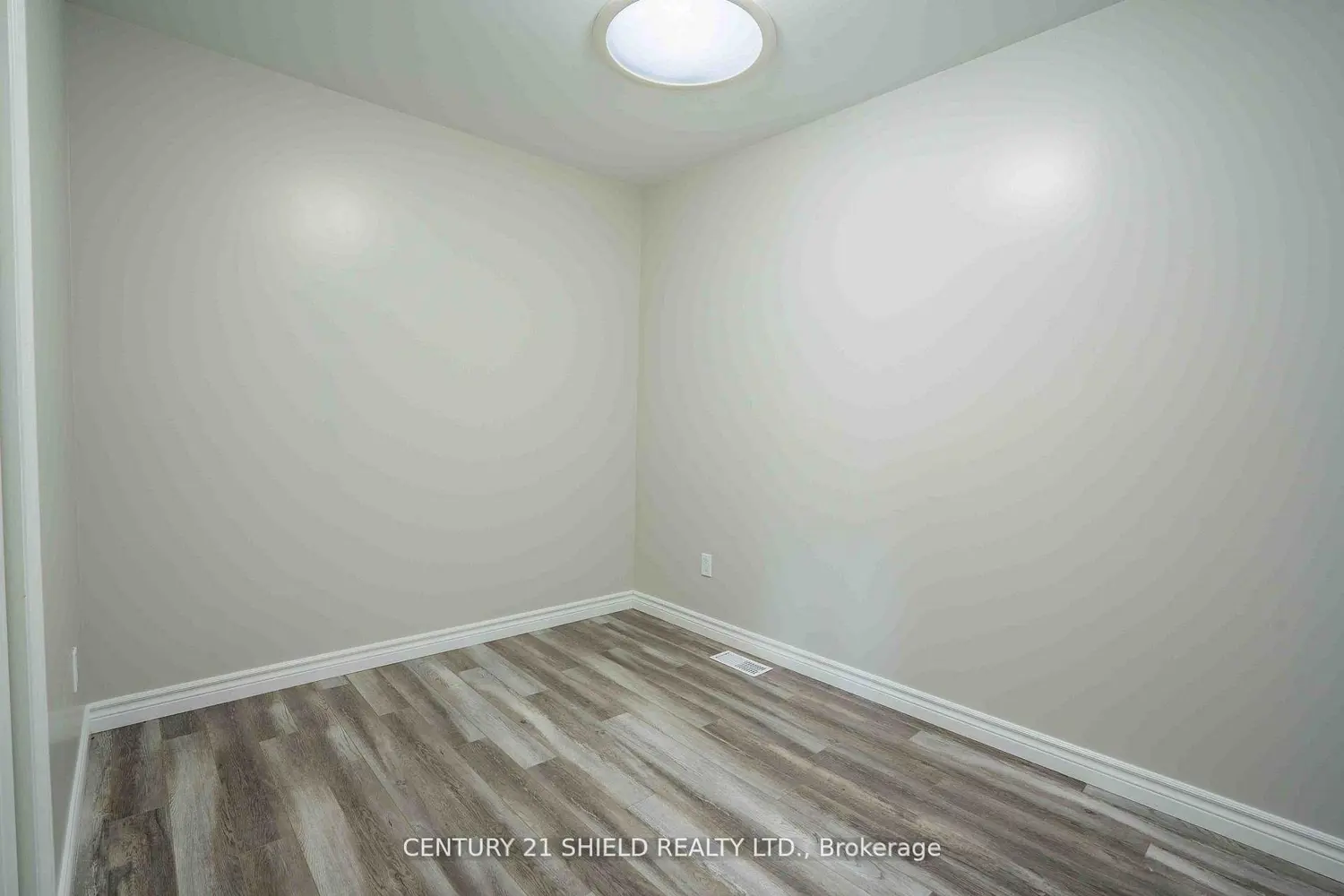 Additional image 14 of 221 Third Street