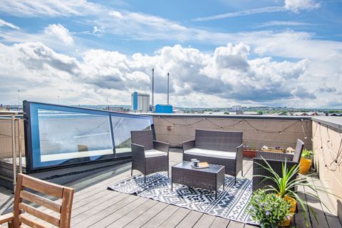 Solar Avenue, Leeds LS9