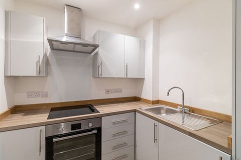 -18 Princes Road, Liverpool L8, Room to rent