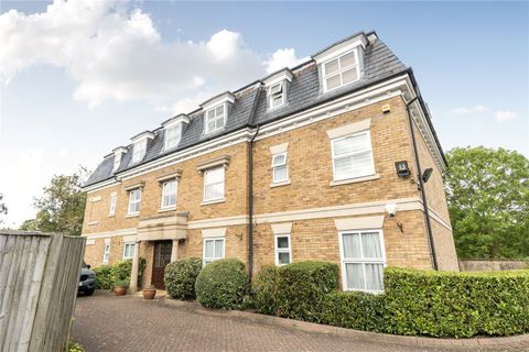 Frobisher Mews, Enfield EN2