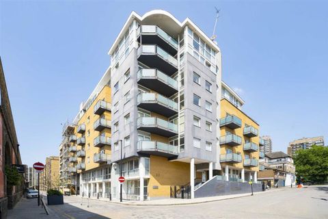 Artichoke Hill, Wapping E1W