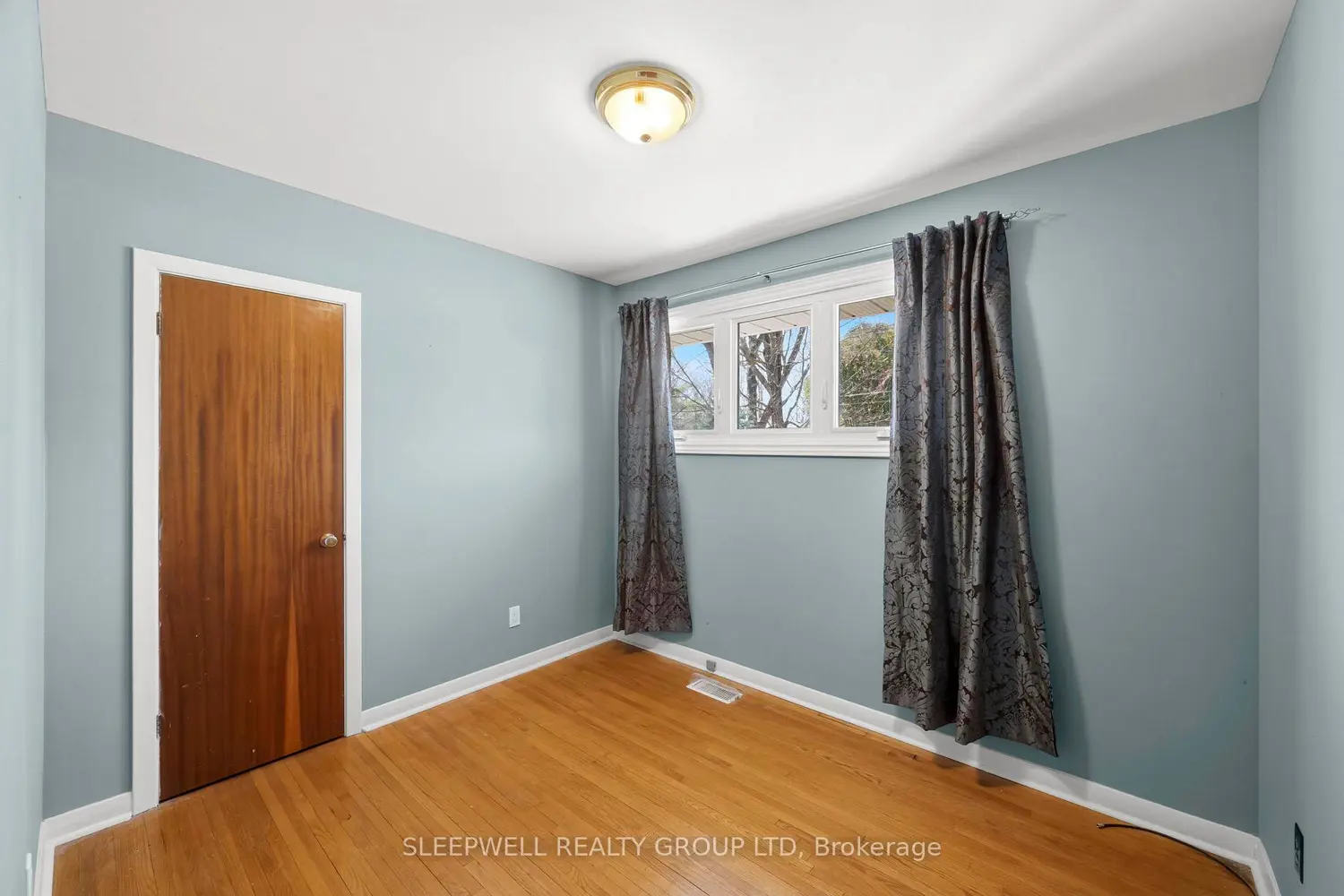 Additional image 13 of 25 Basswood Avenue
