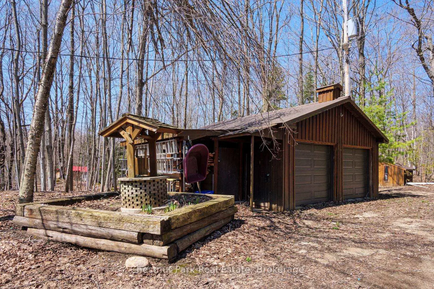 Additional image 15 of 2096 Bruce Road 9