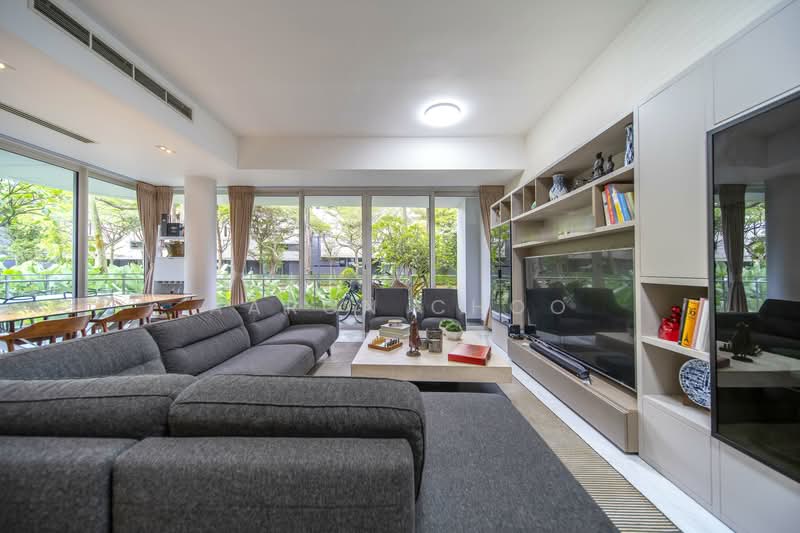 51 Cove Drive