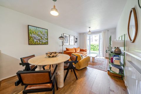 Ashdown Way, Balham, London SW17