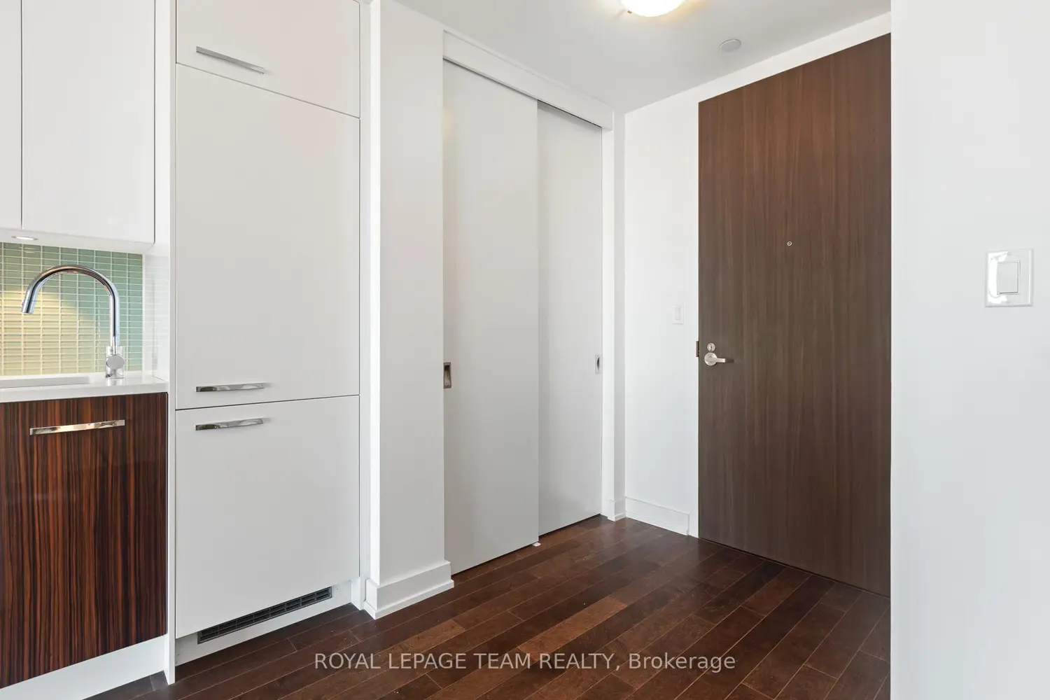 Additional image 3 of 111 Champagne Avenue 1506