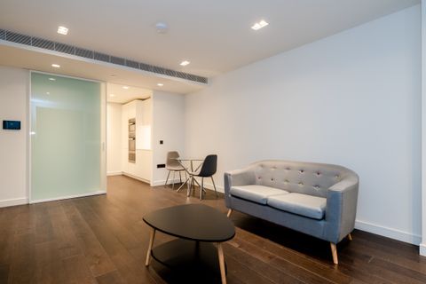 Apartment, Casson Square, London SE1