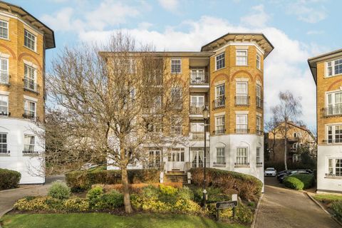 Southlands Drive, Wimbledon SW19