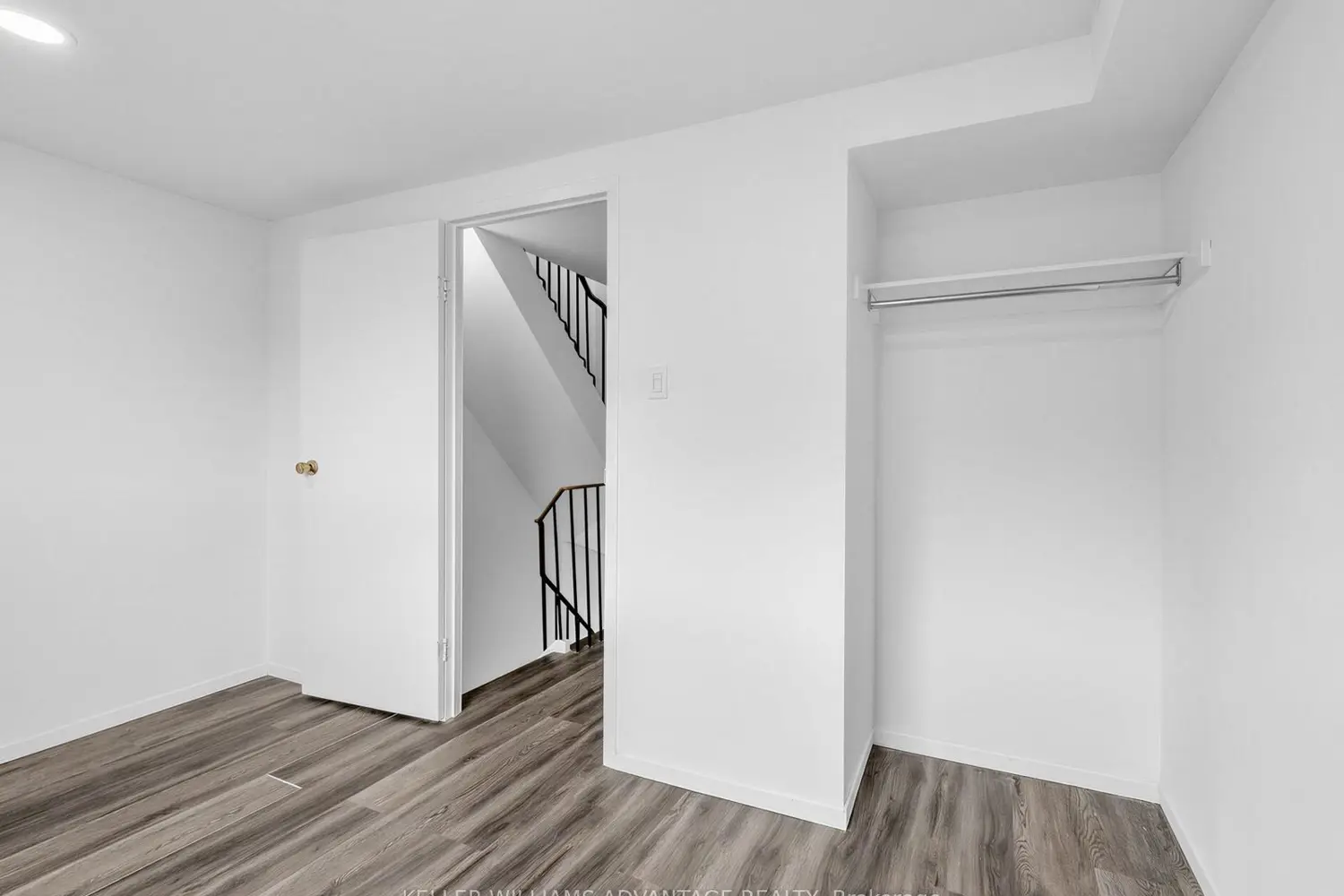 Additional image 12 of 275 Broadview Avenue 159