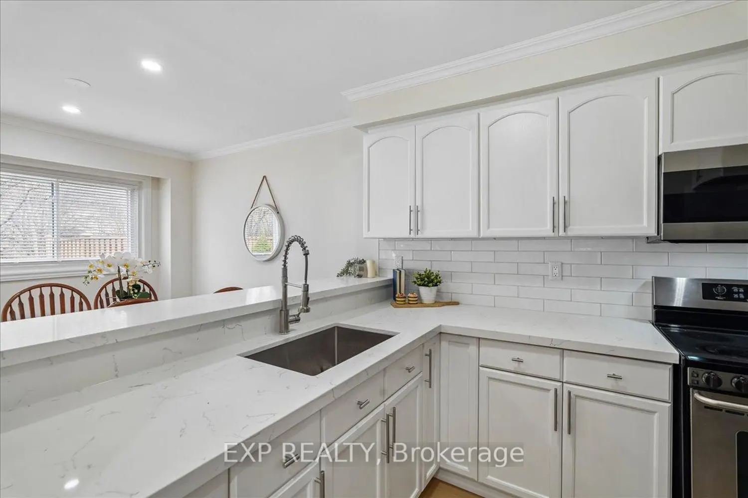 Additional image 10 of 1556 Lancaster Drive 72