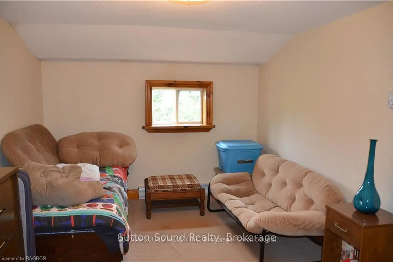 Additional image 13 of 402432 Grey Road 4