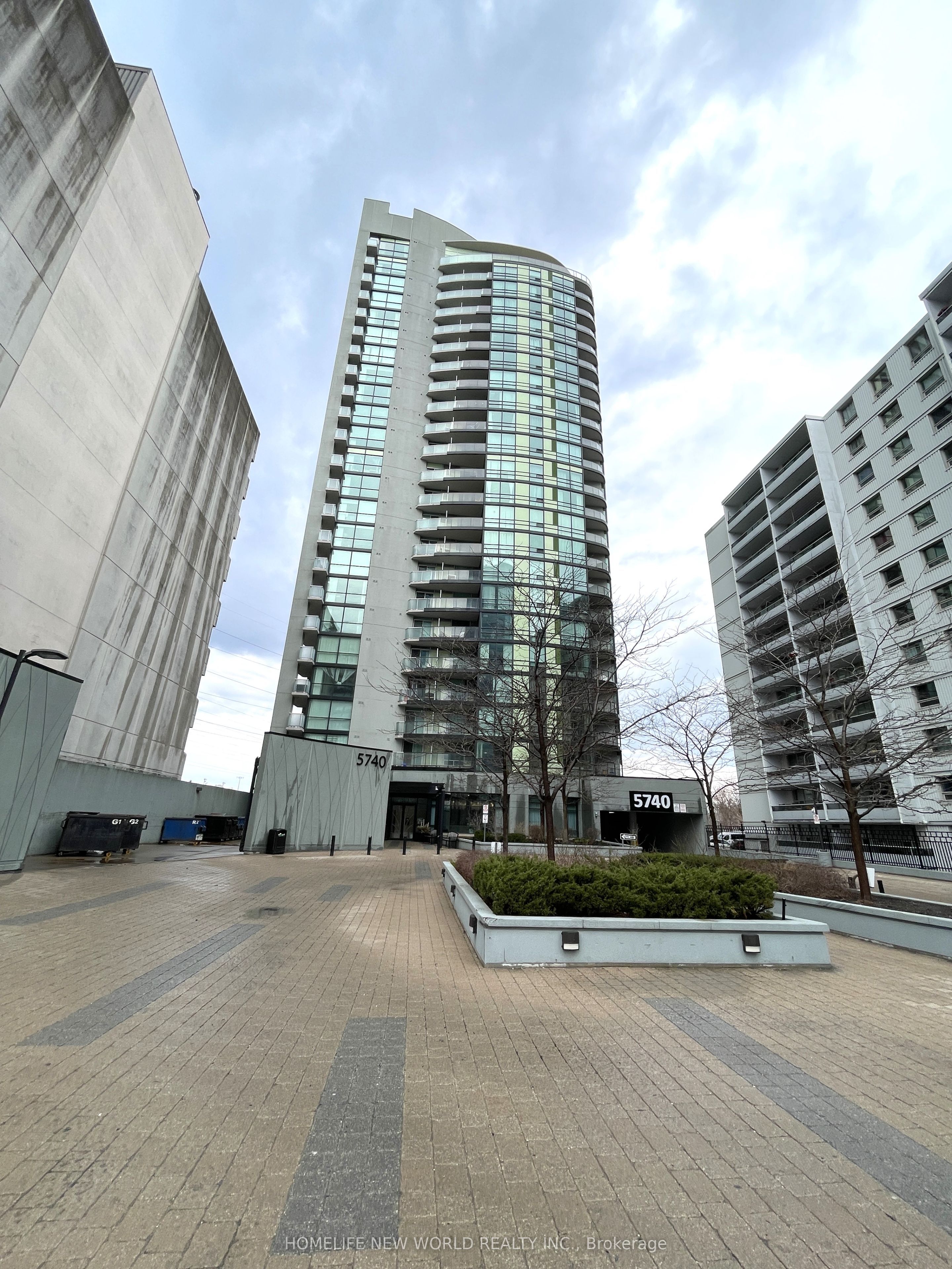 1804-5740 Yonge Street, Toronto, ON, M2M 0B1