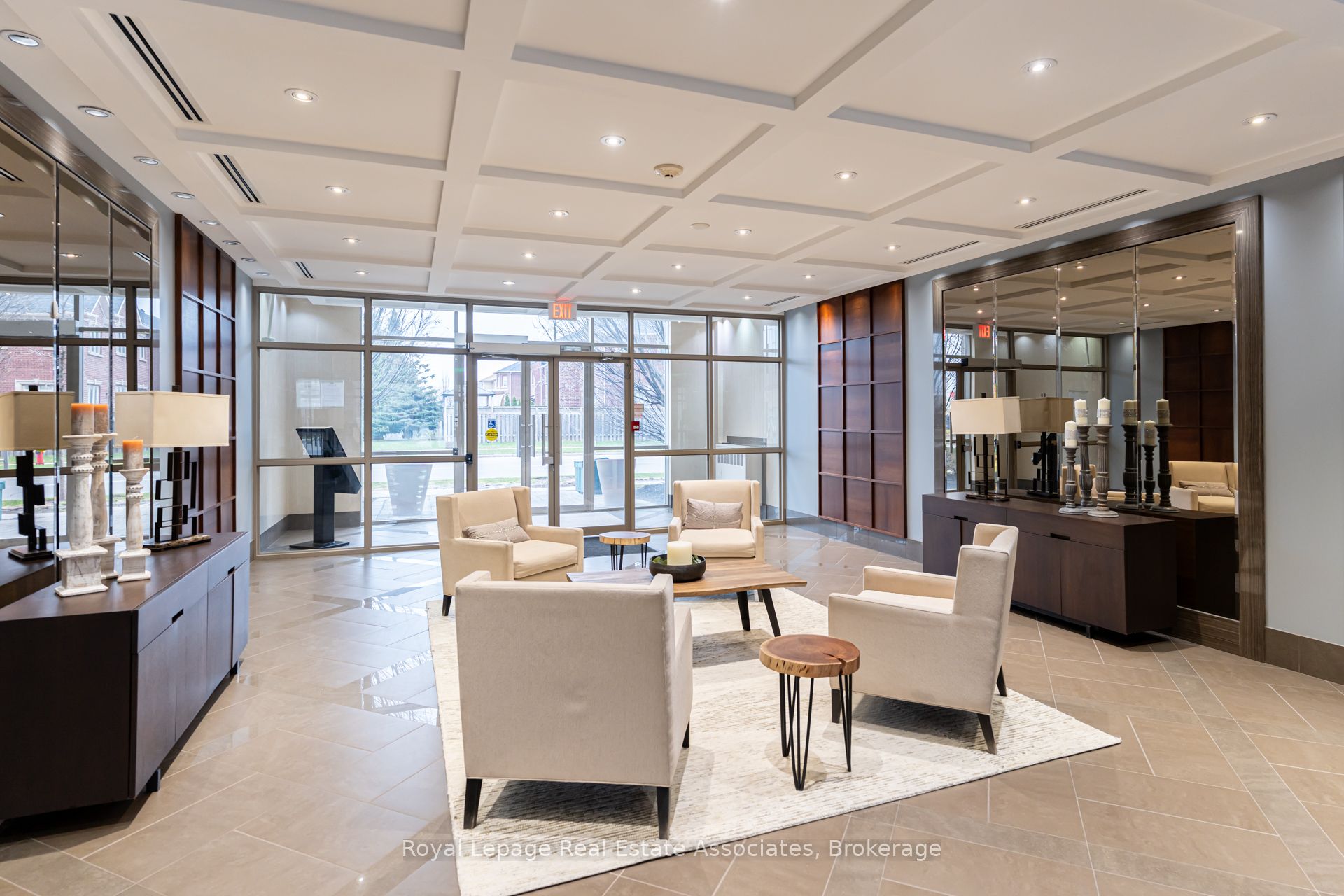 Additional image 5 of 712-2470 Prince Michael Drive, Oakville, ON, L6H 0G9