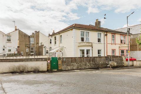 North Road, St. Andrews, Bristol BS6