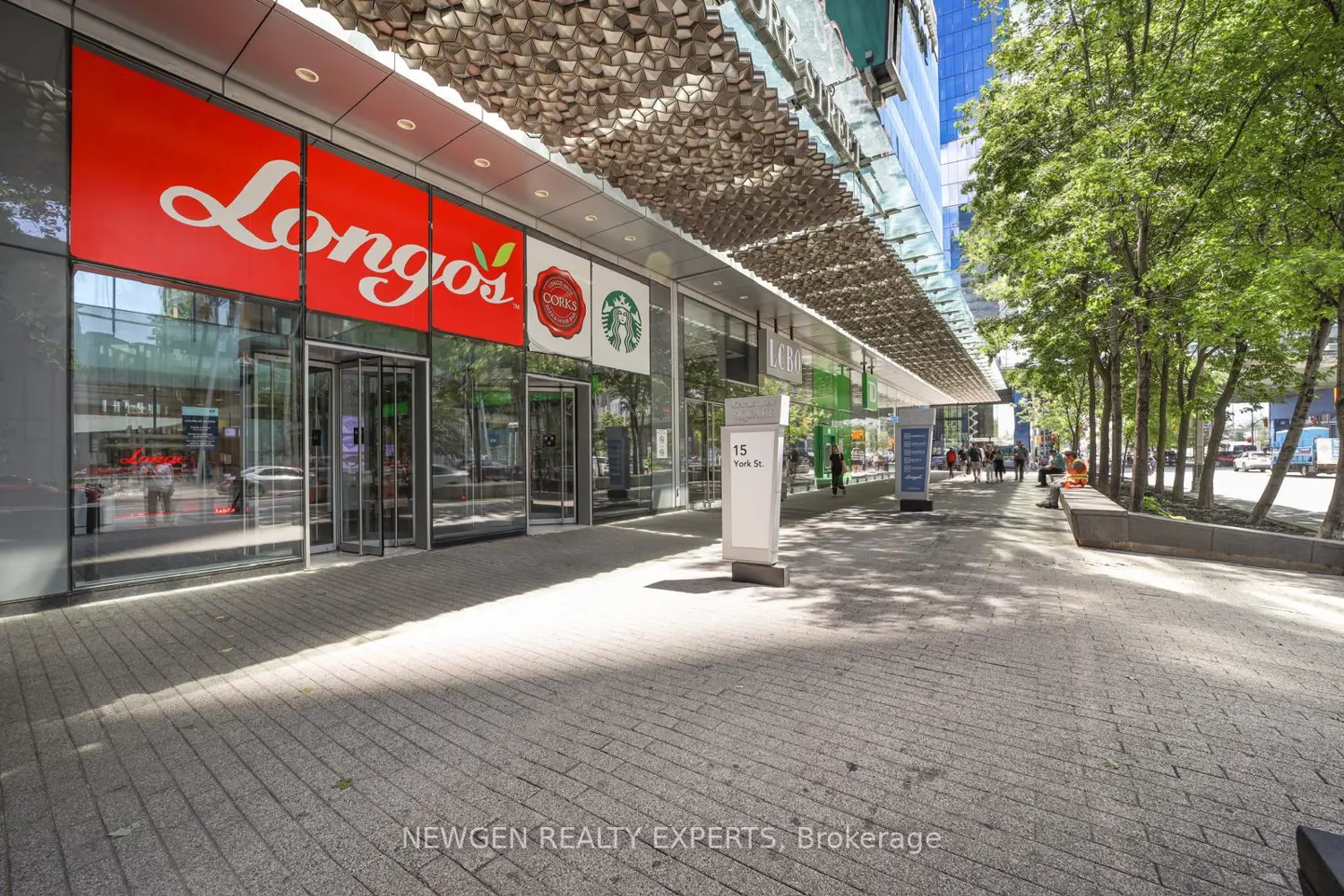 Additional image 10 of 55 Bremner Boulevard 1506