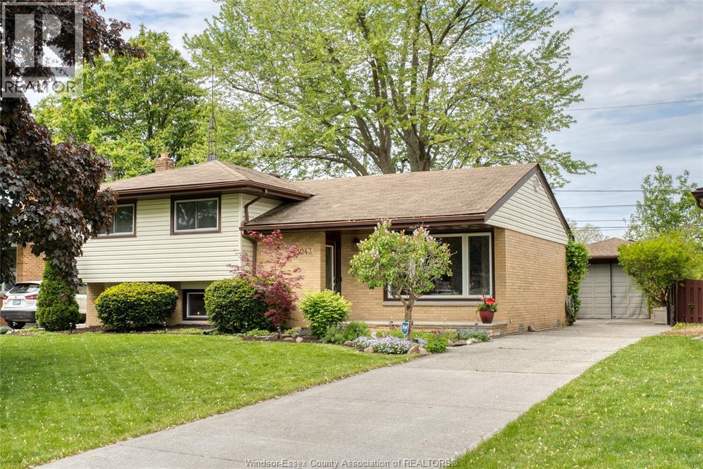 1043 Westchester Drive, Windsor, ON, N8S3Z1