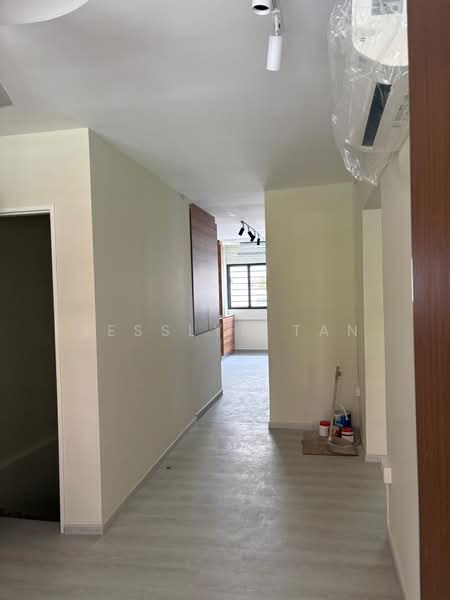 Additional image 5 of 844 Tampines Street 82