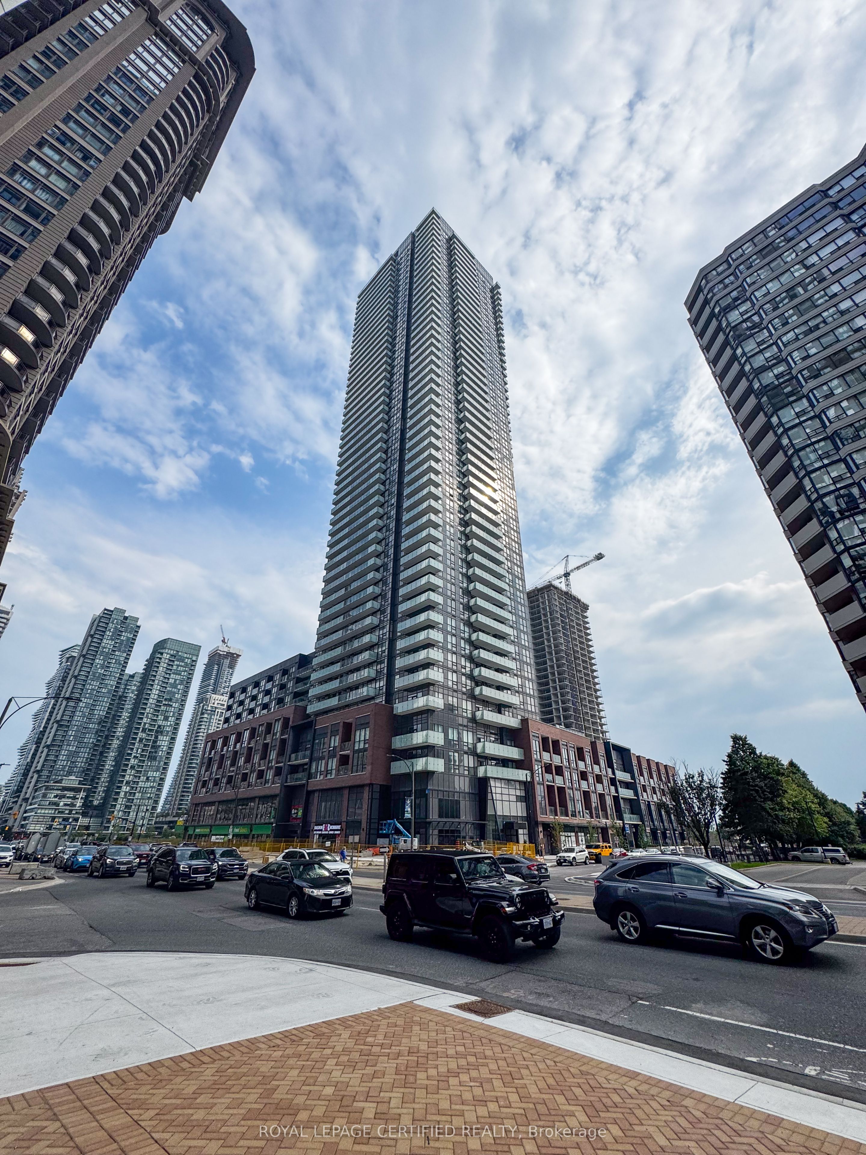 4411-430 Square One Drive, Mississauga, ON, L5B 0L6