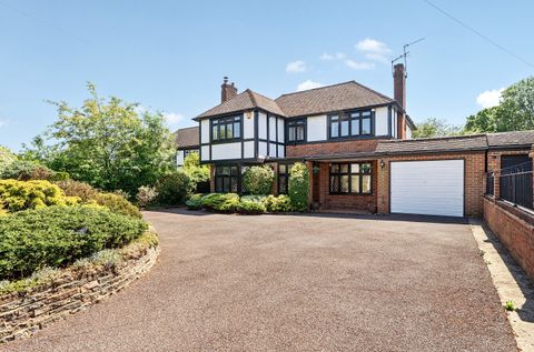 Clarendon Way, Chislehurst BR7