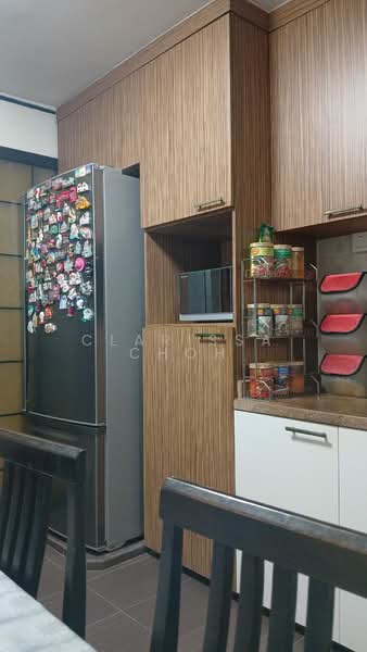 Additional image 3 of 94 Geylang Bahru