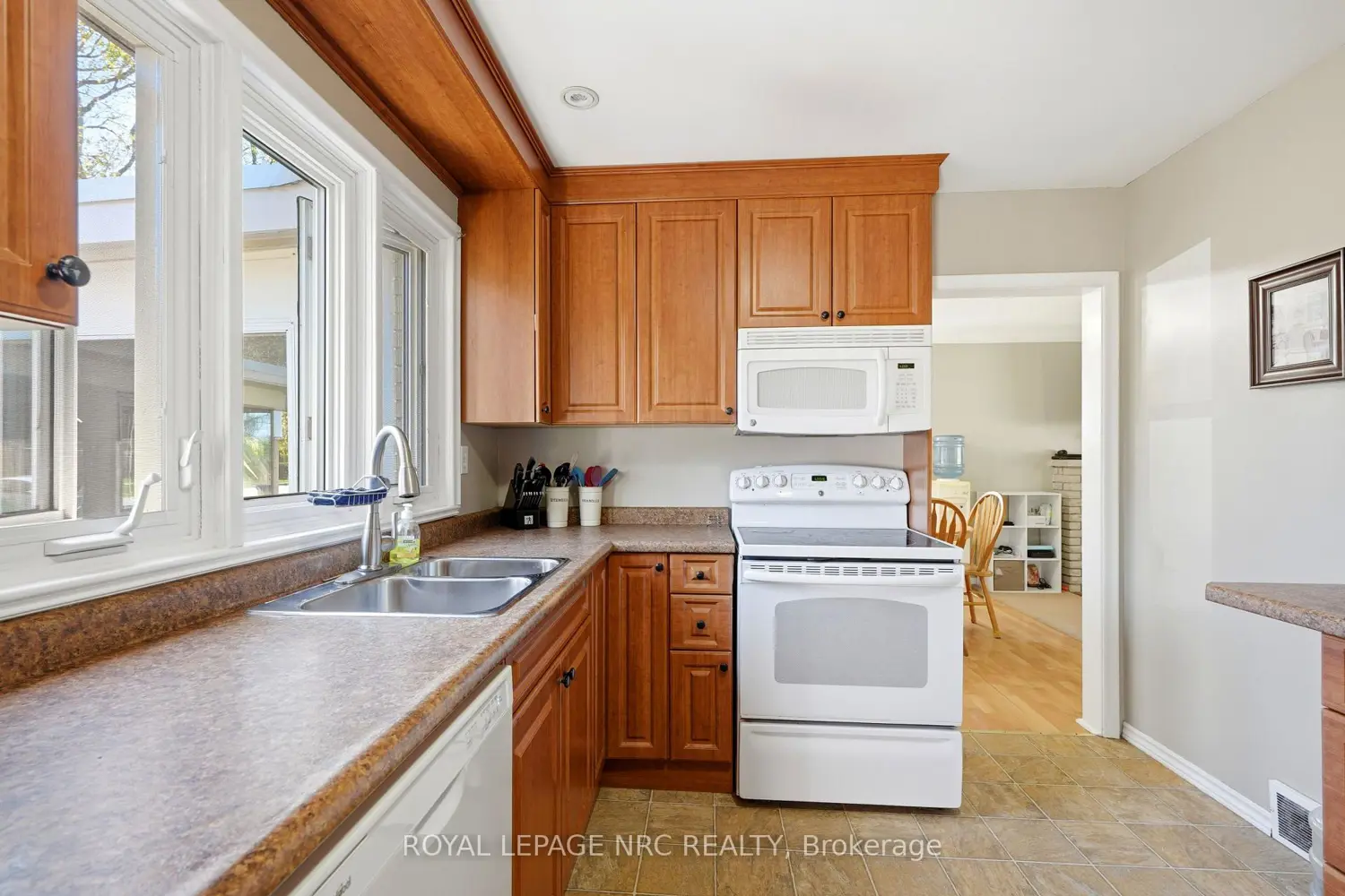 Additional image 10 of 1317 Haist Street